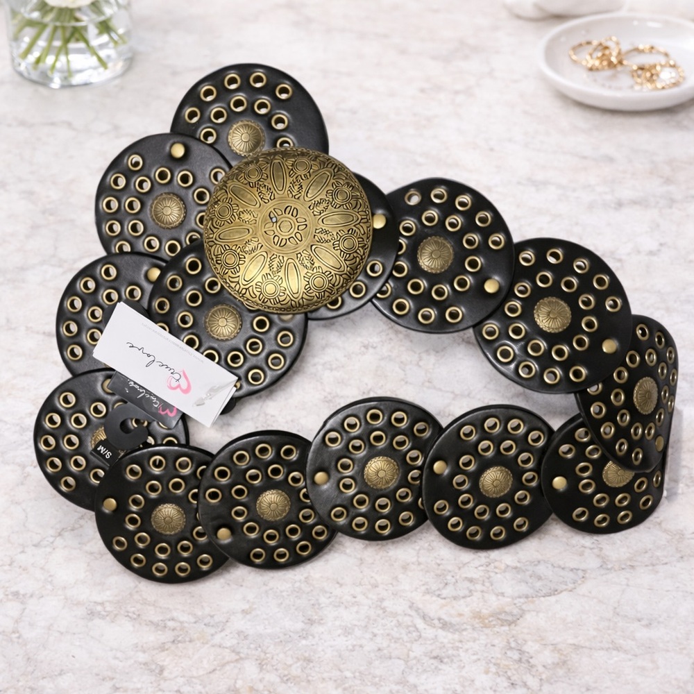 NWT Hollow Disc Belt Western Style Metal Buckle Vintage Belt